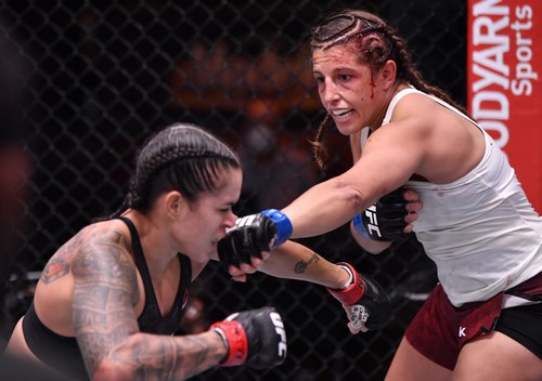 amanda nunes چه افتخاراتی کسب کرده است؟